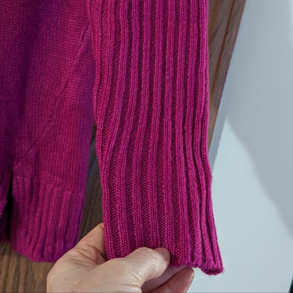 JustFab Off the Shoulder Sweater in Fuscia, Size Small - Picture 3 of 6